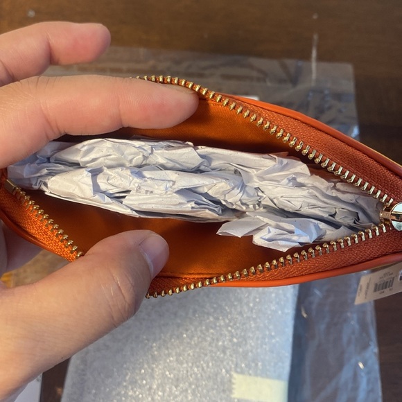 NWT Coach Halloween Candy Corn 5736 Orange Yellow White Leather Zip Coin Pouch - Picture 6 of 9